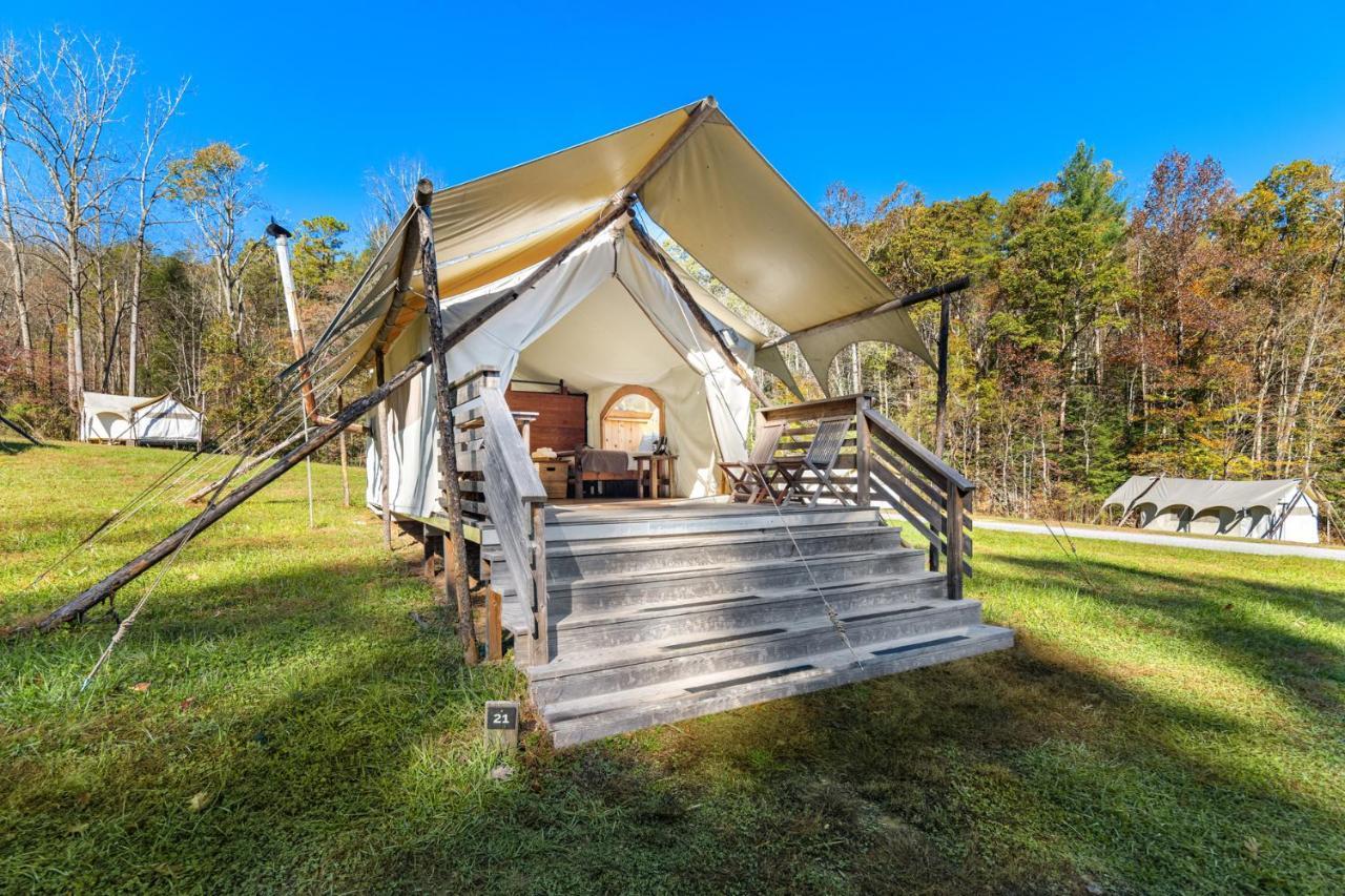 Отель Under Canvas Great Smoky Mountains Пиджен-Фордж Экстерьер фото